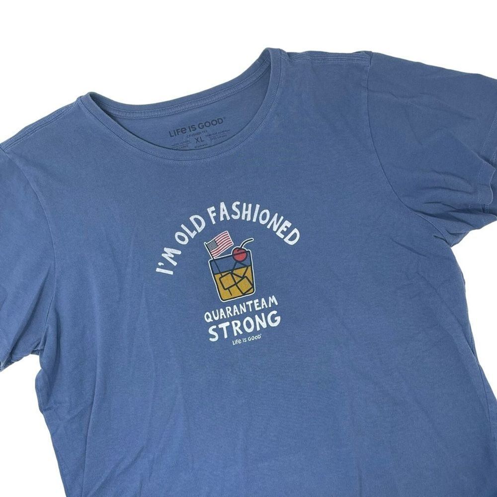 Life is Good Women's Old Fashioned Quaranteam Strong‎ Blue Crusher Tee Size XL